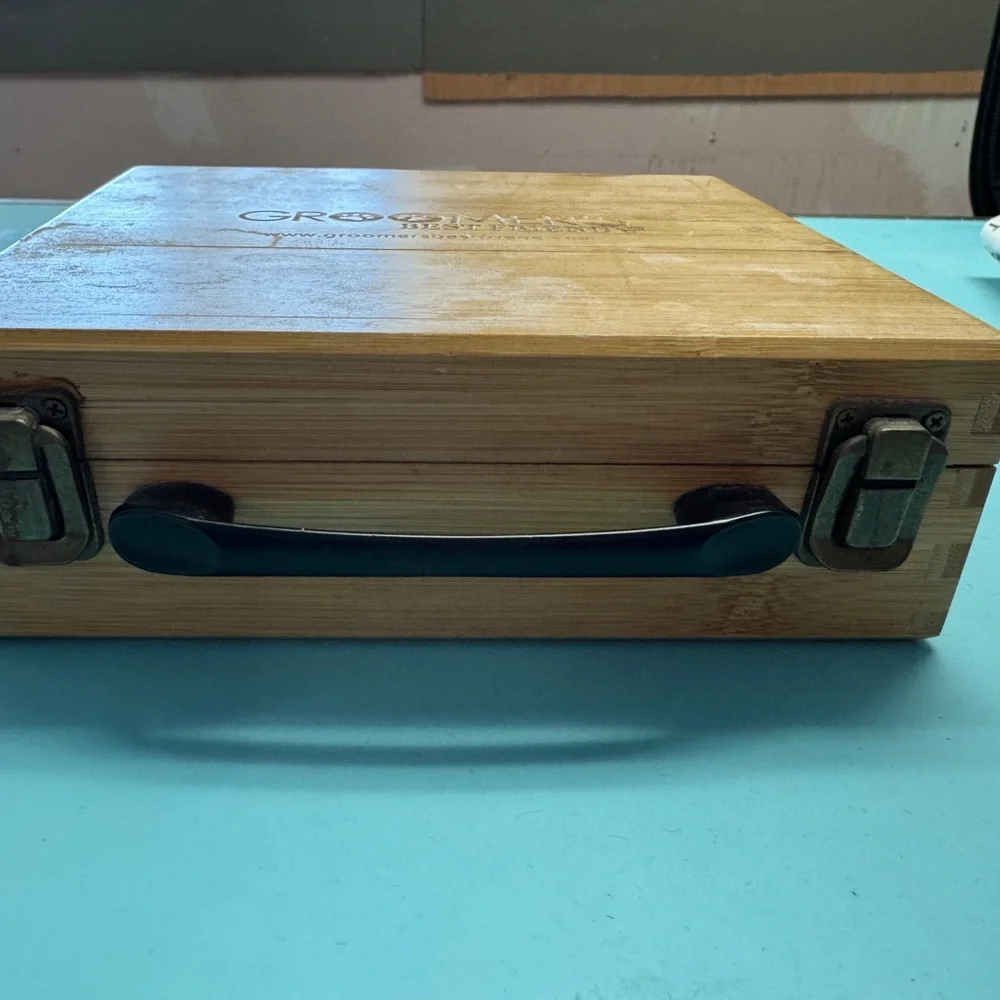 Wooden Storage Box with Black Interior for grooming blades